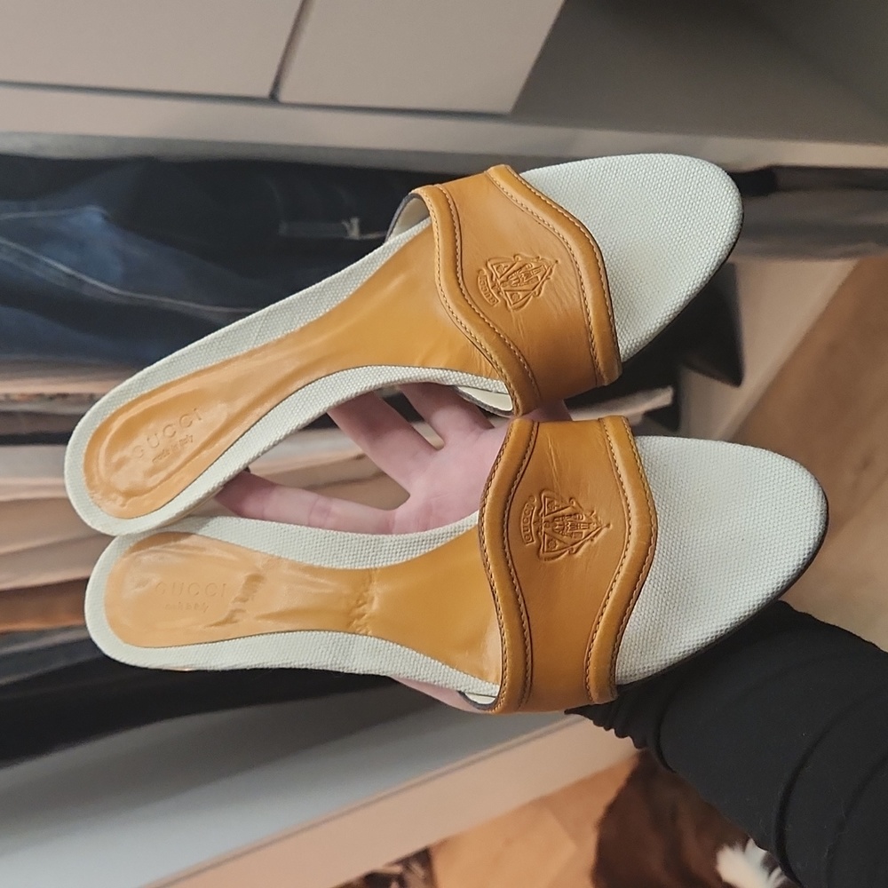 Gucci kitten heels
